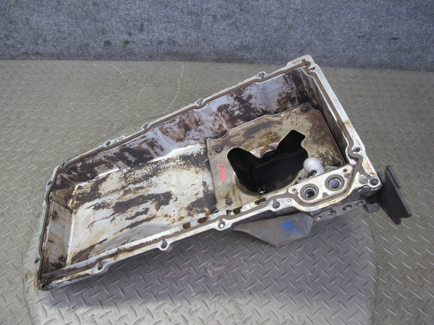 2003-2007 Hummer H2 6.0L Engine Motor Lower Oil Pan 12577396