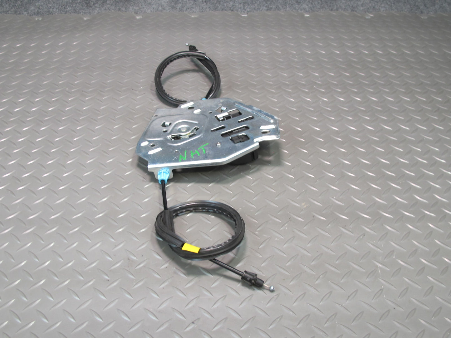 2003-2009 Hummer H2 Rear Tailgate Liftgate Lock Latch Cable Assembly