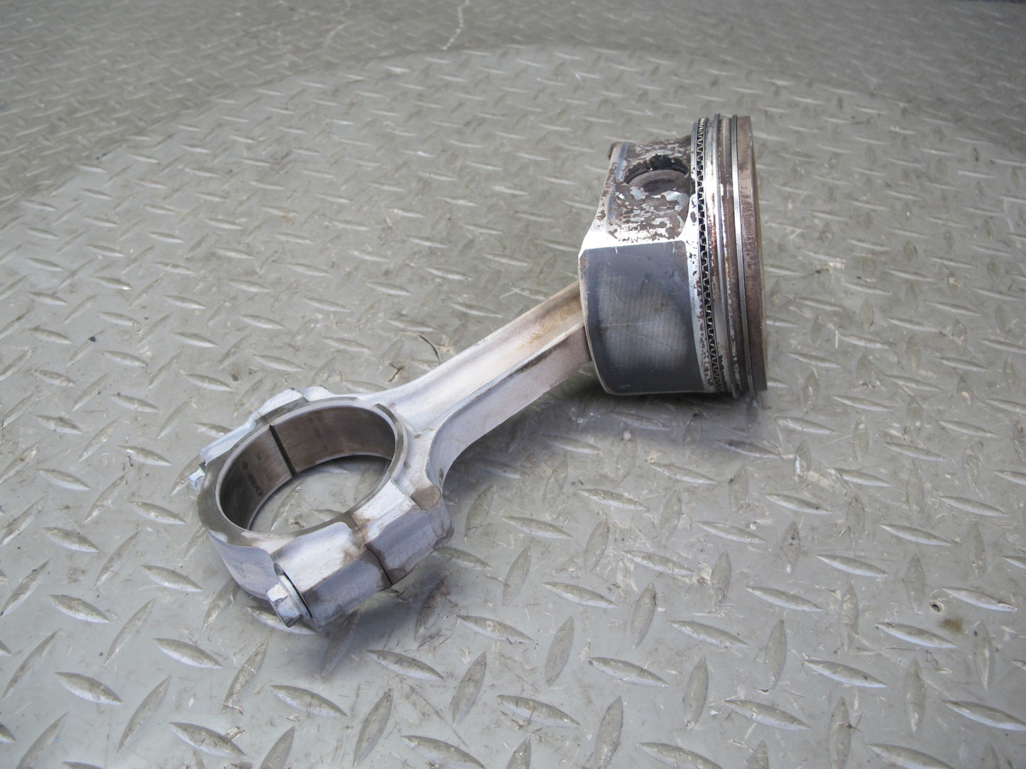 2003-2007 Hummer H2 6.0L LQ4 V8 Engine Piston Connecting Rod Set of 8