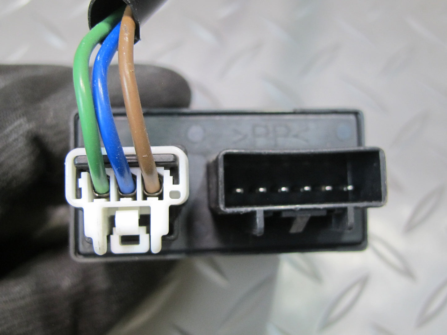 2008-2009 Hummer H2 Rear Tailgate Liftgate Wiper Motor w Arm 15248351