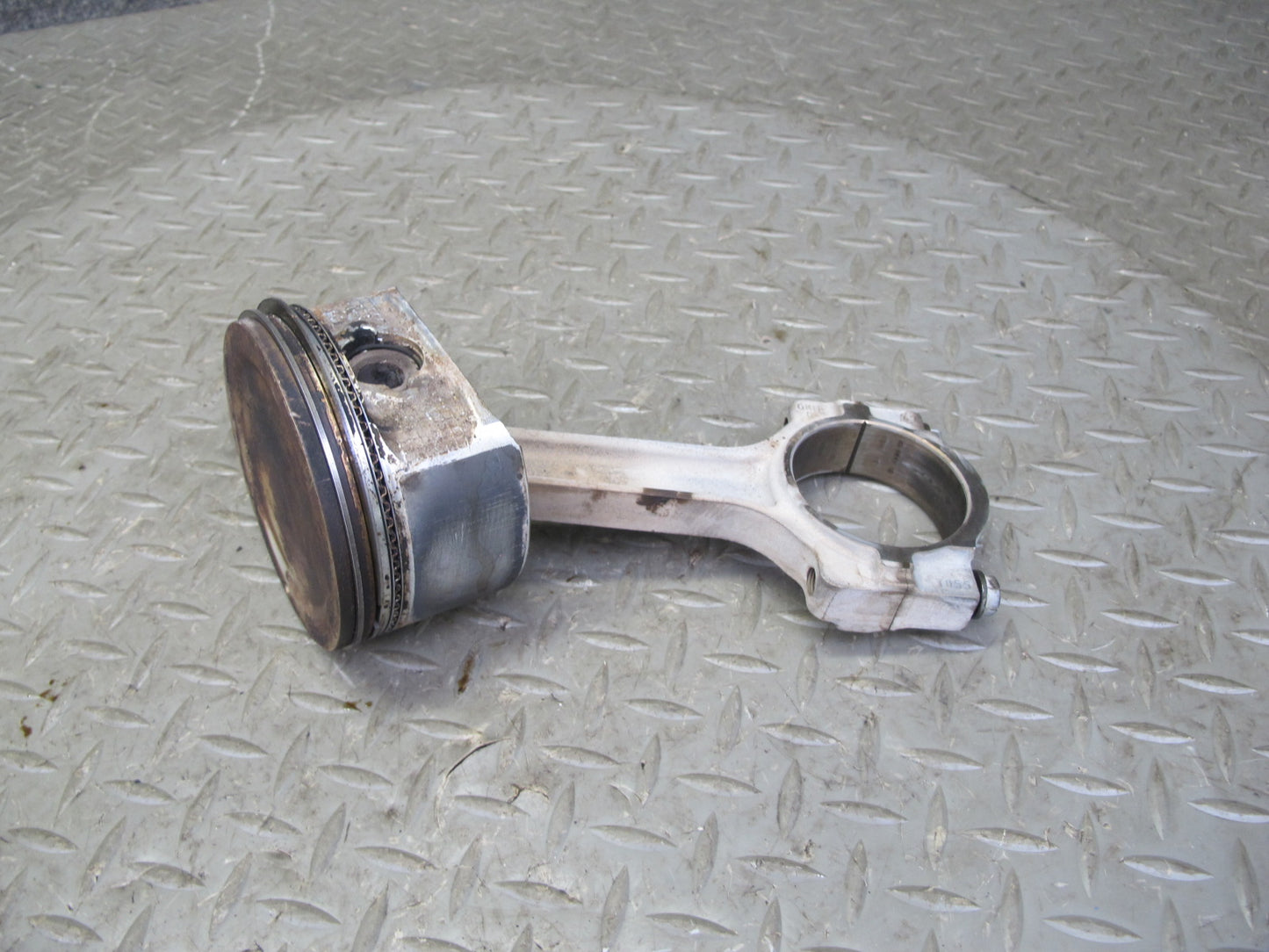 2003-2007 Hummer H2 6.0L LQ4 V8 Engine Piston Connecting Rod Set of 8