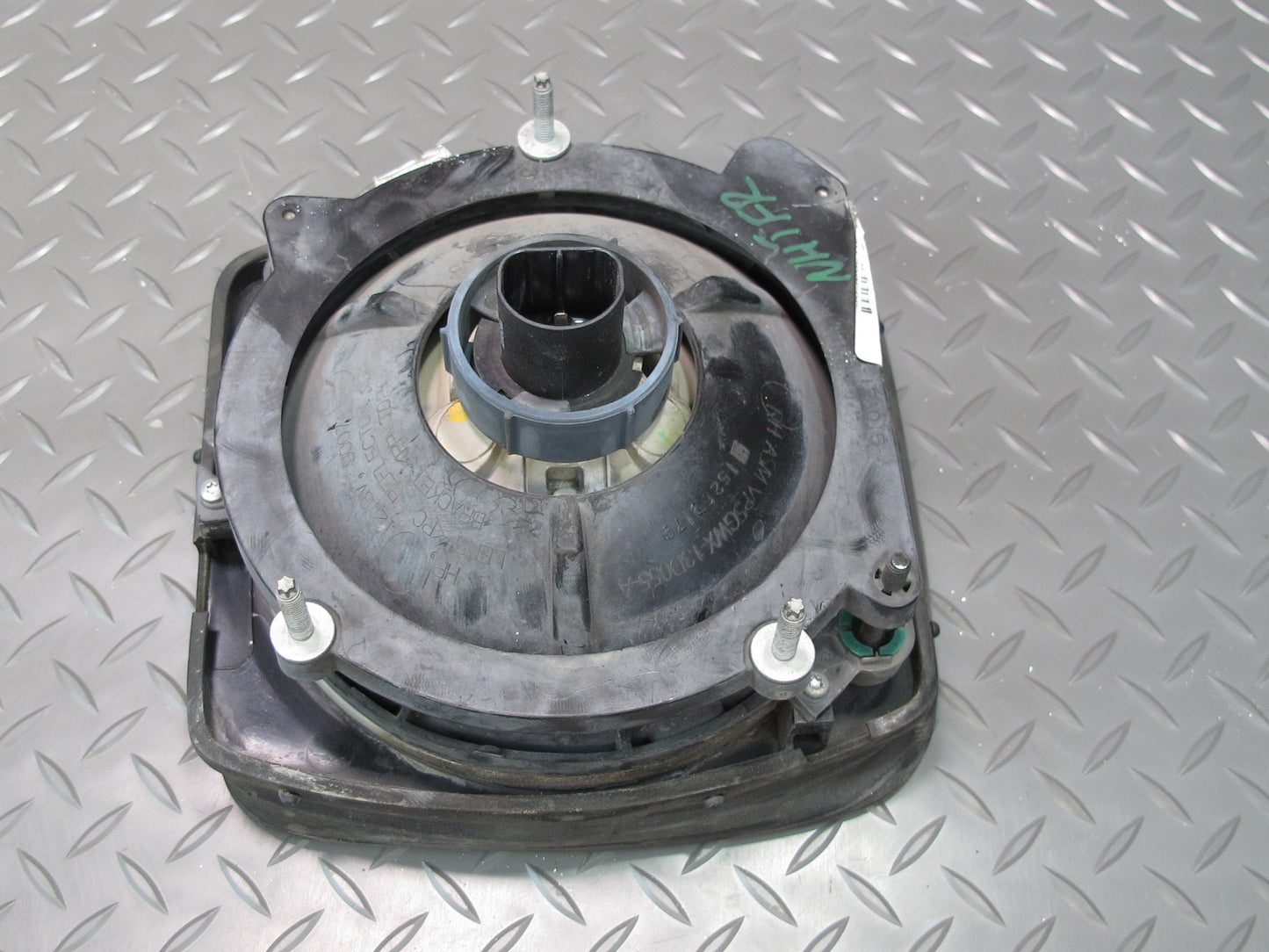 2003-2009 Hummer H2 Front Left & Right Headlight Lamp Set of 2