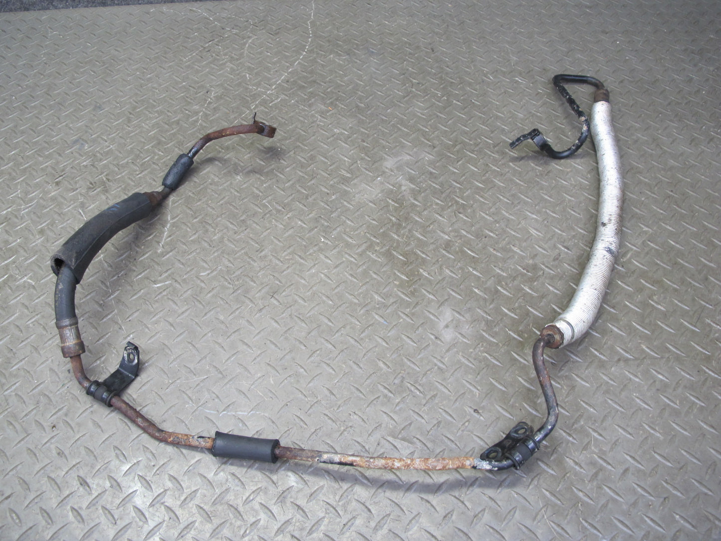 98-00 Lexus UCF20L LS400 Set of 2 Power Steering Hose Pipe Line OEM