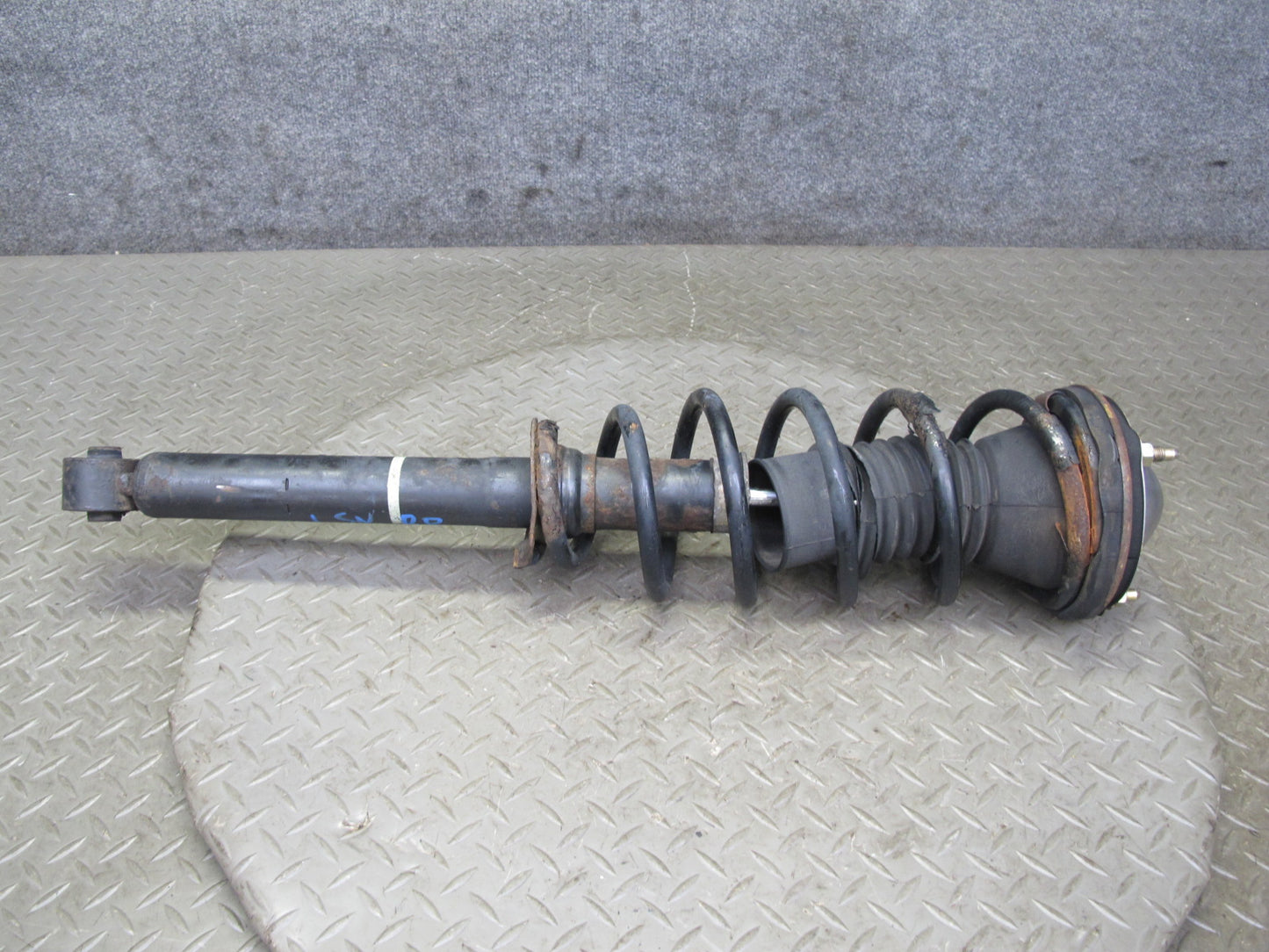 98-00 Lexus UCF20L LS400 Set of 2 Rear Left & Right Strut Shock Absorber OEM