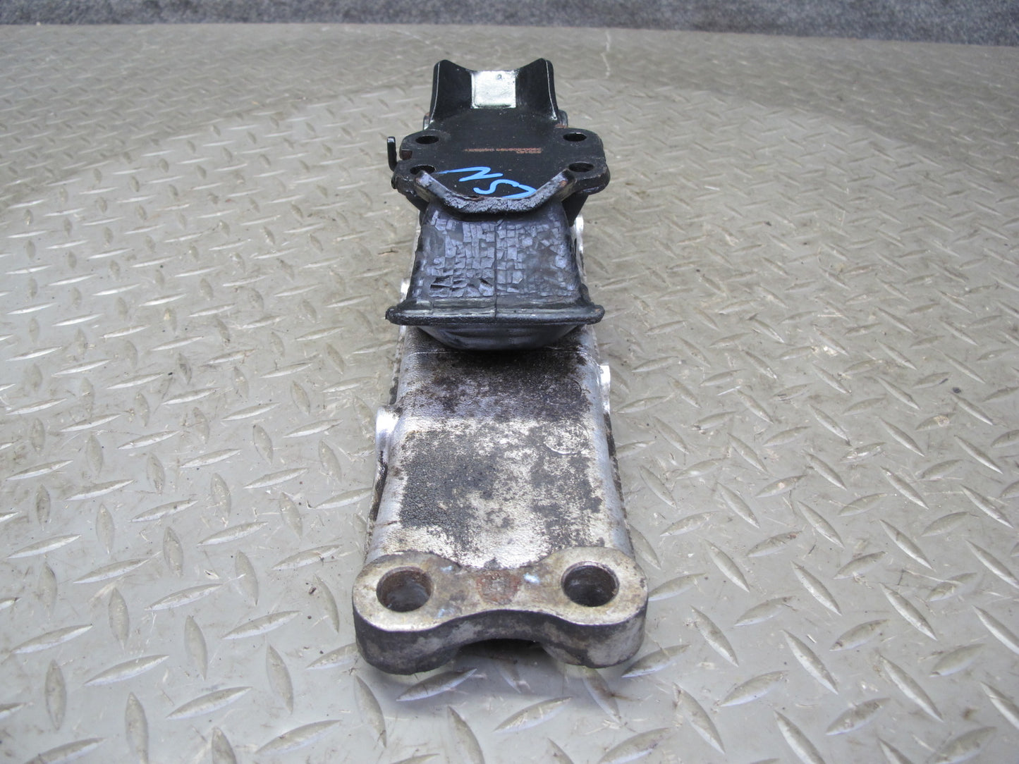 98-00 Lexus UCF20L LS400 A/T Transmission Crossmember w Mount Assembly OEM