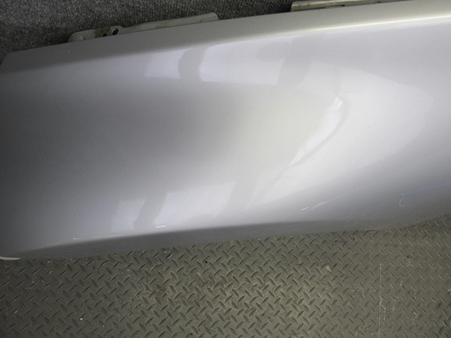 09-20 Nissan Z34 370Z Front Left Fender Shell Panel Cover Silver OEM