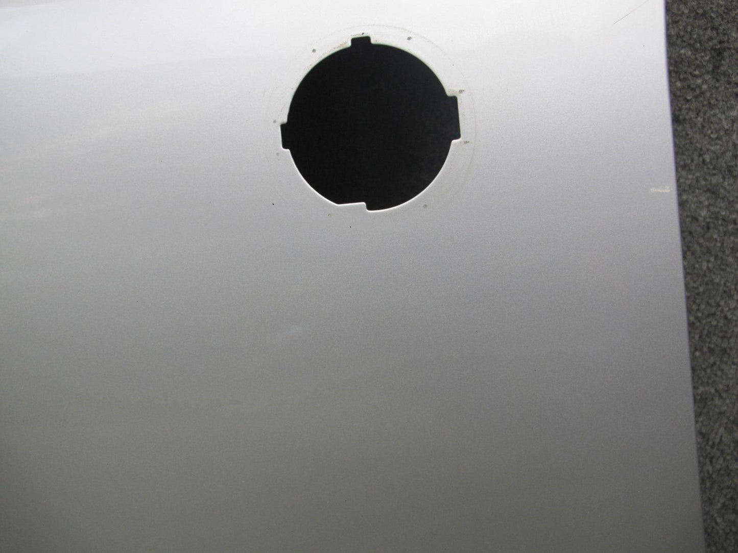 09-20 Nissan Z34 370Z Front Left Fender Shell Panel Cover Silver OEM