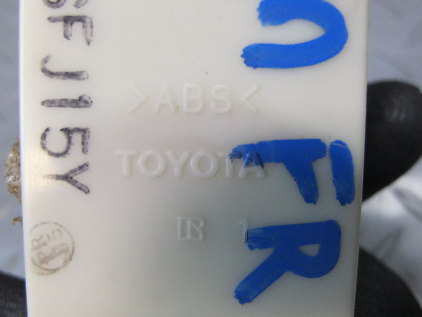 96-98 Toyota MARK2 JZX100 RHD Front Right Master Power Window Switch OEM