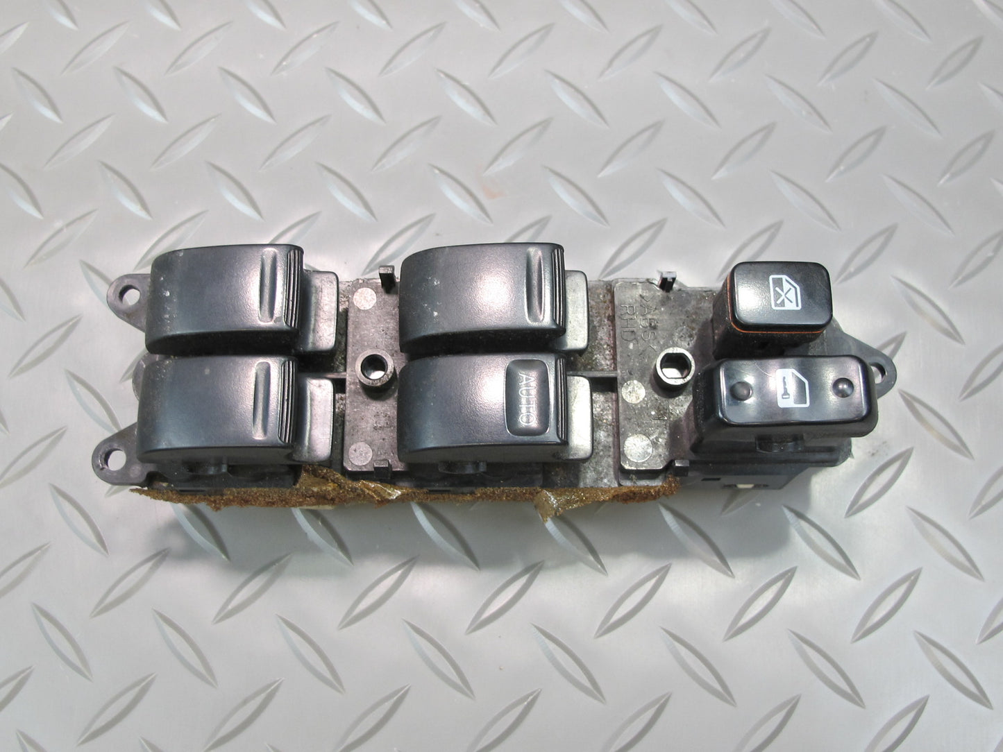 96-98 Toyota MARK2 JZX100 RHD Front Right Master Power Window Switch OEM