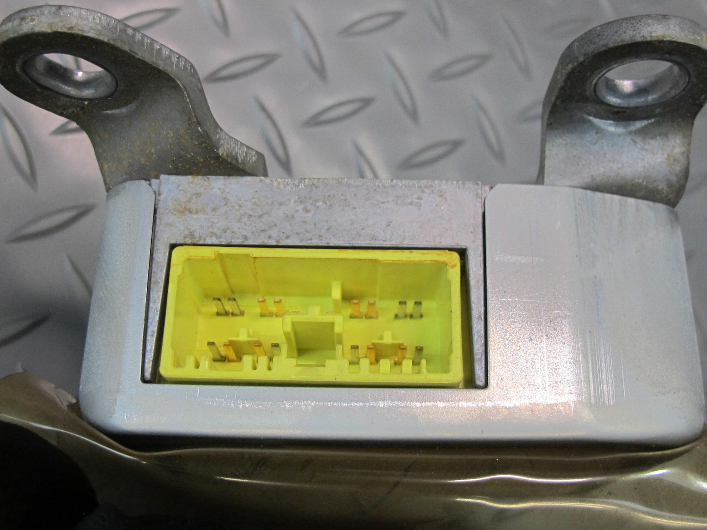 96-98 TOYOTA CHASER MARK 2 JZX100 SRS AIRBAG CONTROL MODULE UNIT 89170-22010 OEM