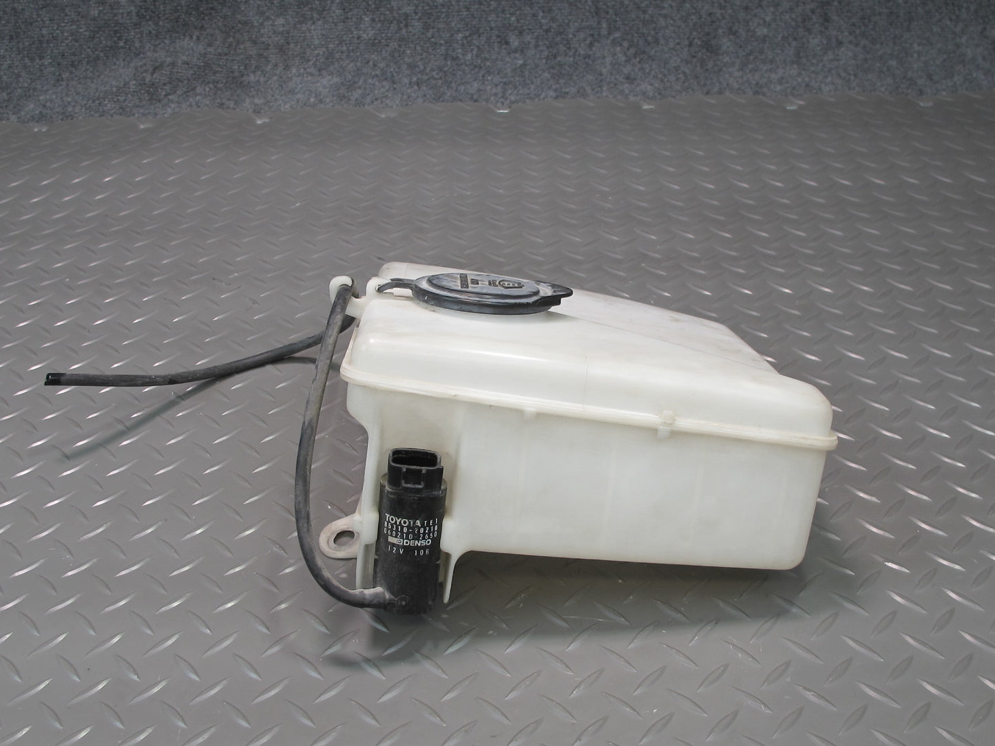 96-98 Toyota MARK2 JZX100 Windshield Washer Reservoir Tank w Pump OEM