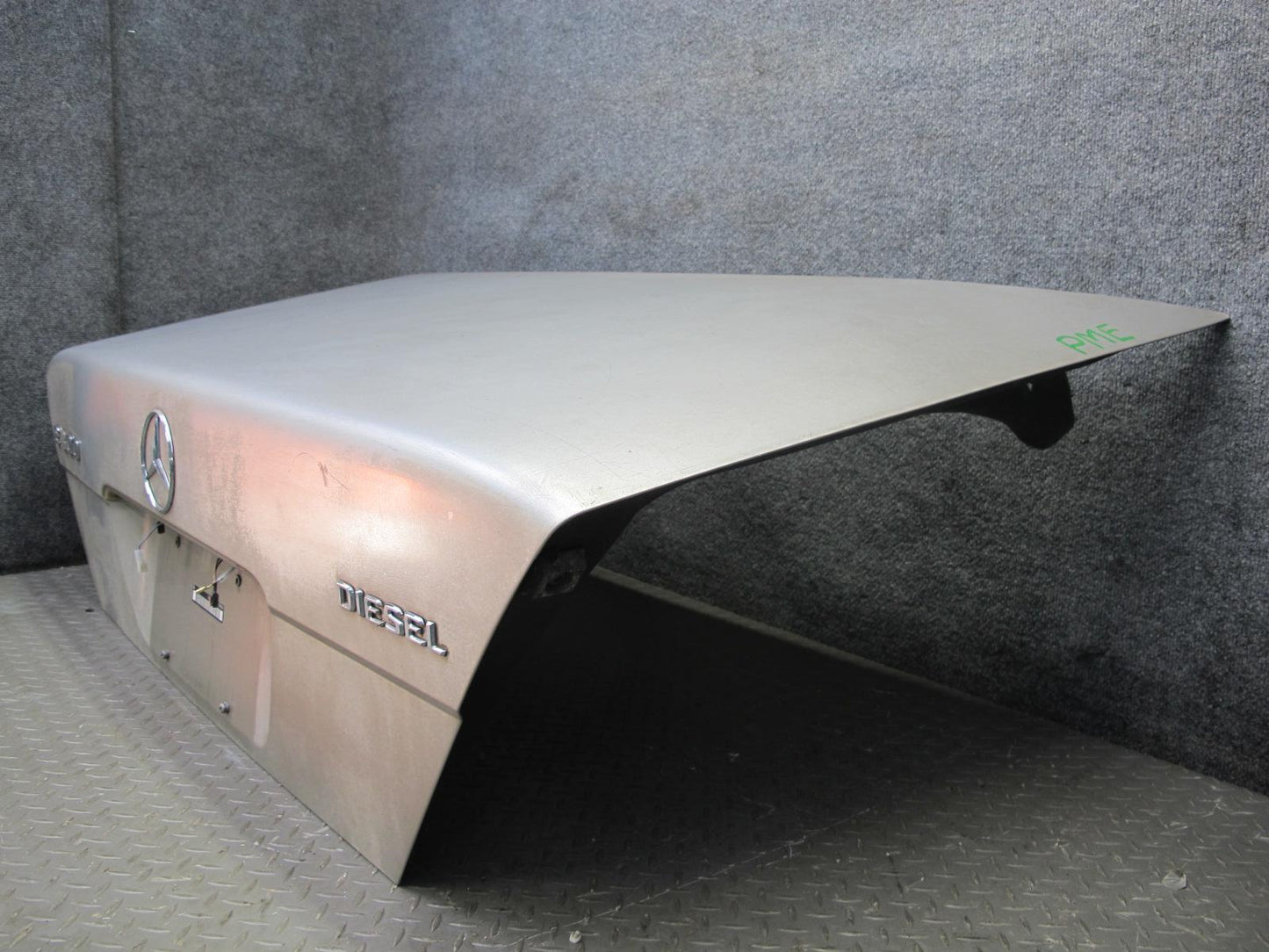 94-95 Mercedes W124 300D Sedan Trunk Deck Lid Shell Panel Silver OEM