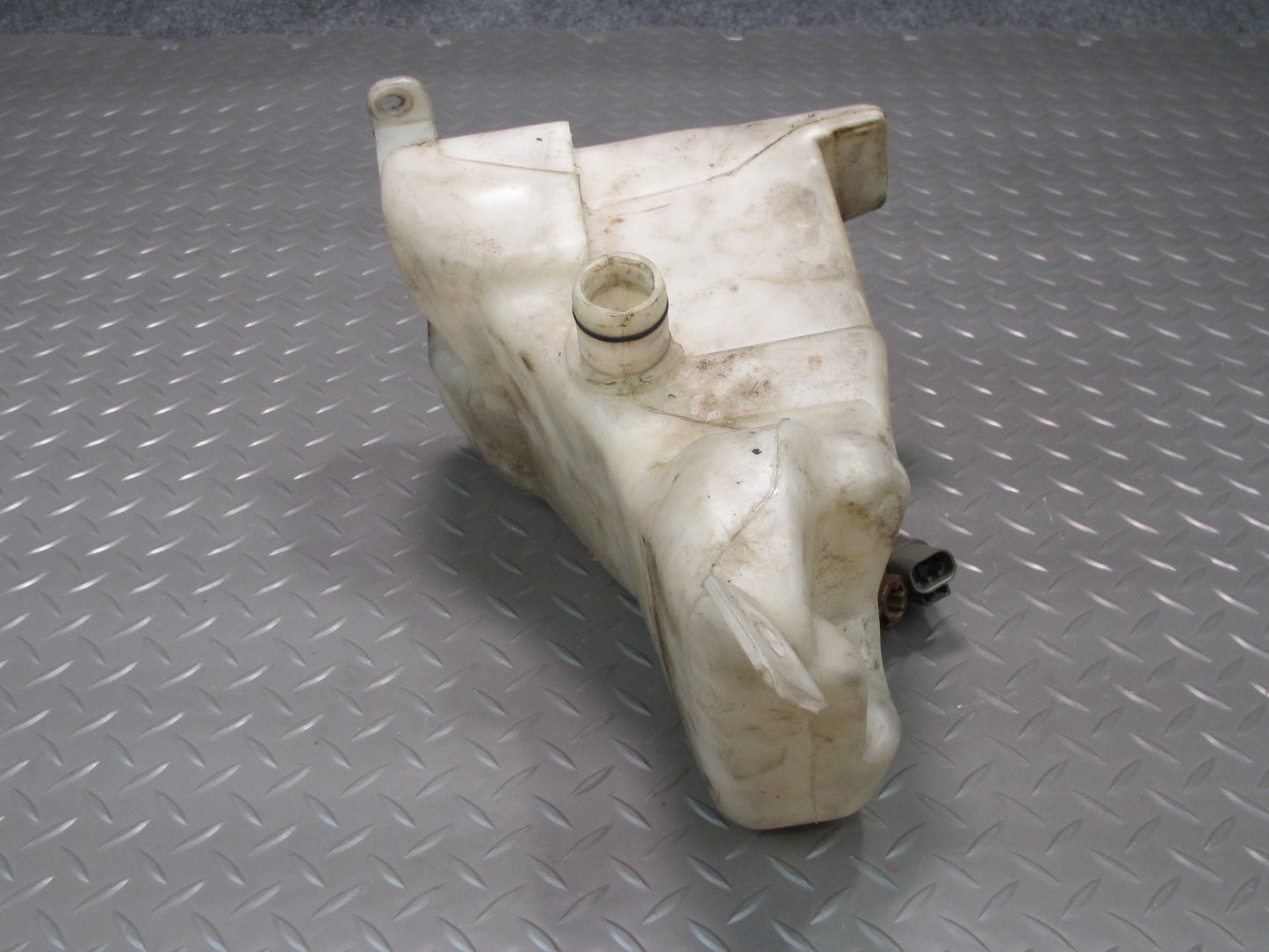 93-94 Nissan Z32 300ZX Convertible Windshield Washer Fluid Reservoir w Pump OEM