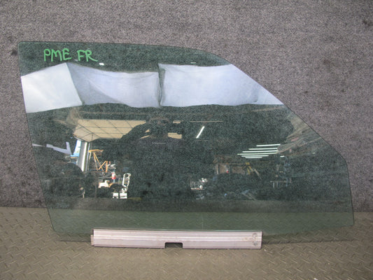 90-95 Mercedes W124 300D Sedan Front Right Door Glass Window OEM