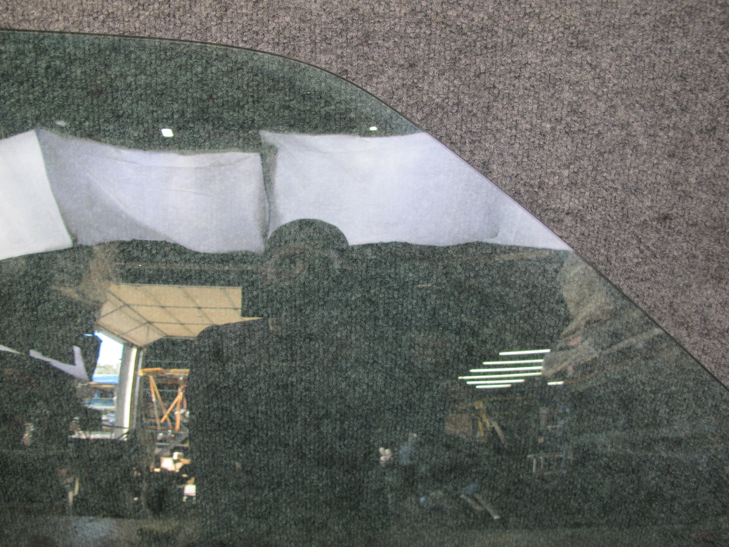 90-95 Mercedes W124 300D Sedan Front Right Door Glass Window OEM