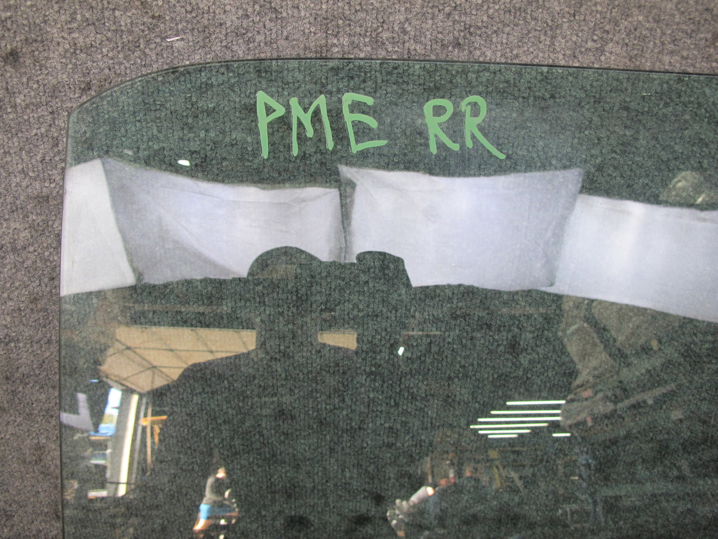 93-95 Mercedes W124 300D Sedan Rear Right Door Glass Window OEM