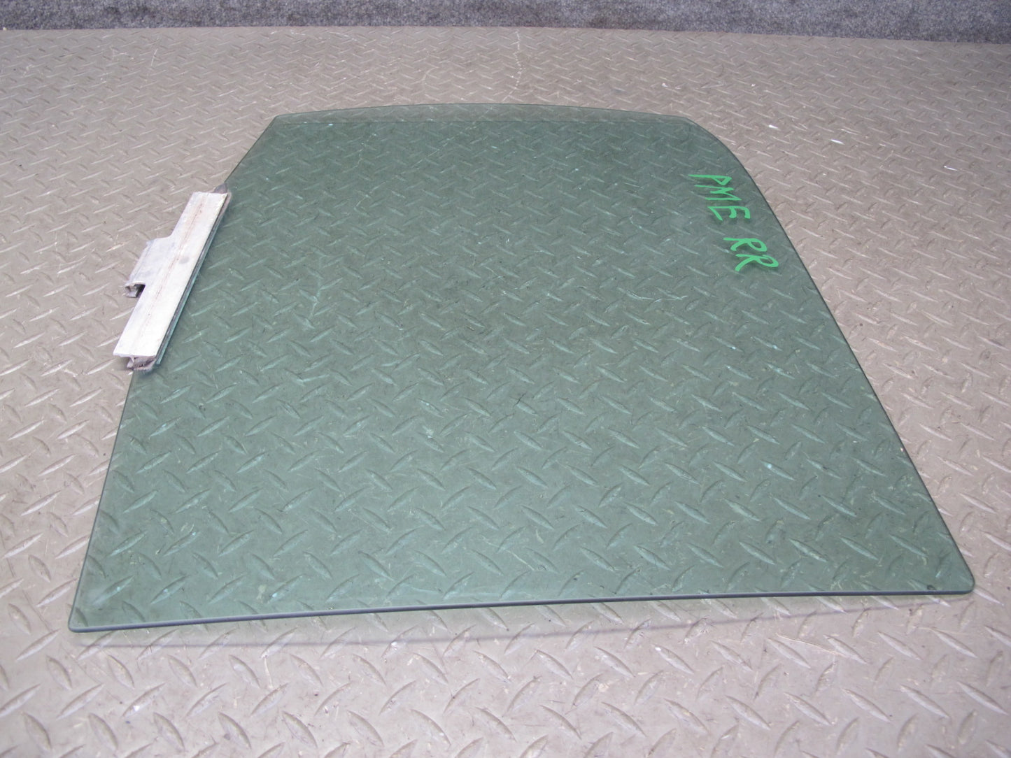 93-95 Mercedes W124 300D Sedan Rear Right Door Glass Window OEM