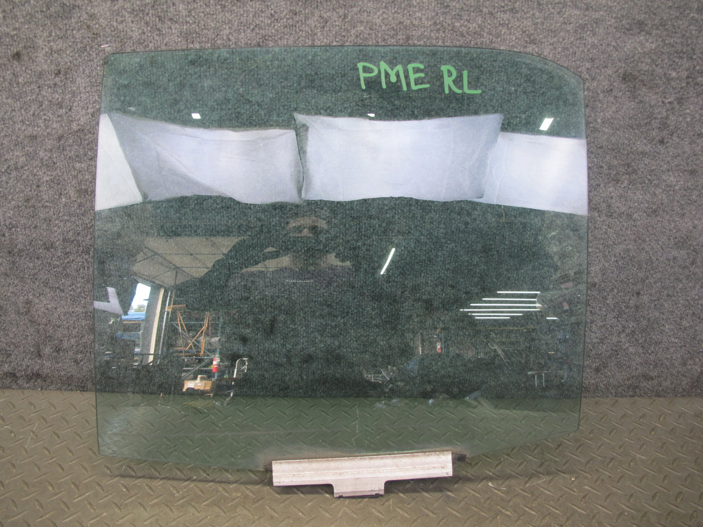 93-95 Mercedes W124 300D Sedan Rear Left Door Glass Window OEM