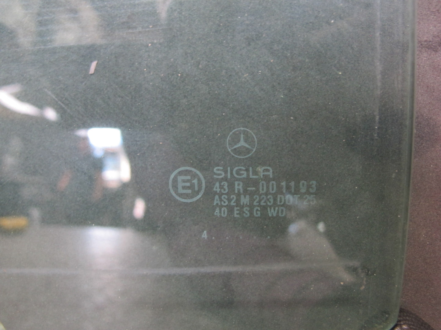 93-95 Mercedes W124 300D Sedan Rear Left Door Glass Window OEM