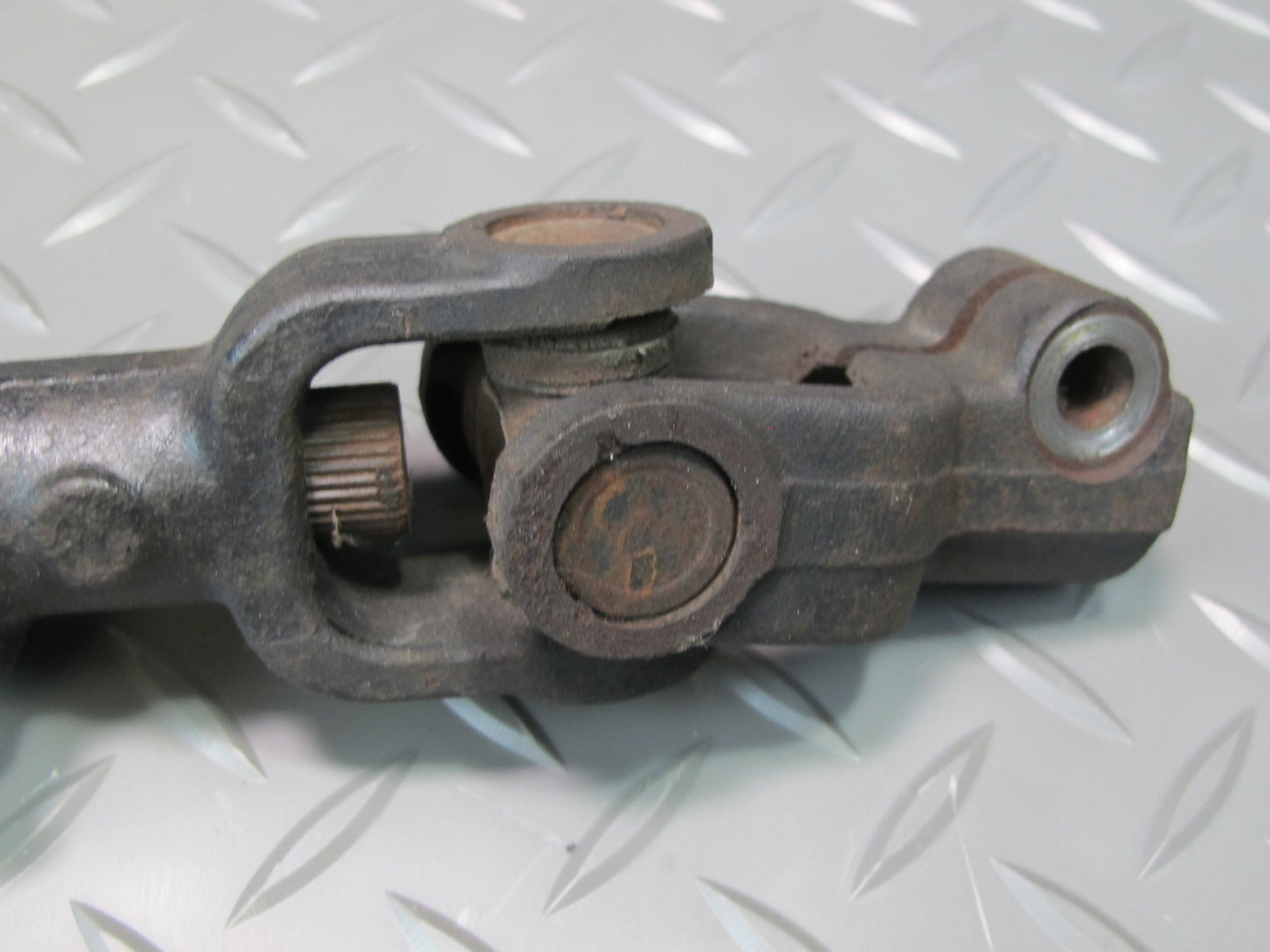 96-98 Toyota MARK2 JZX100 Tourer S Steering Column U Joint Linkage Shaft OEM