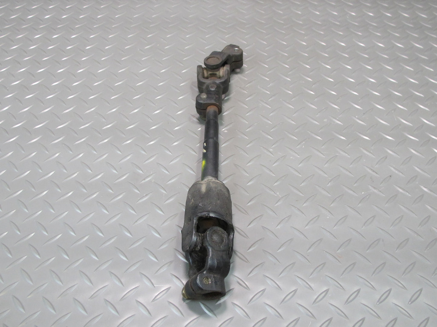 96-98 Toyota MARK2 JZX100 Tourer S Steering Column U Joint Linkage Shaft OEM