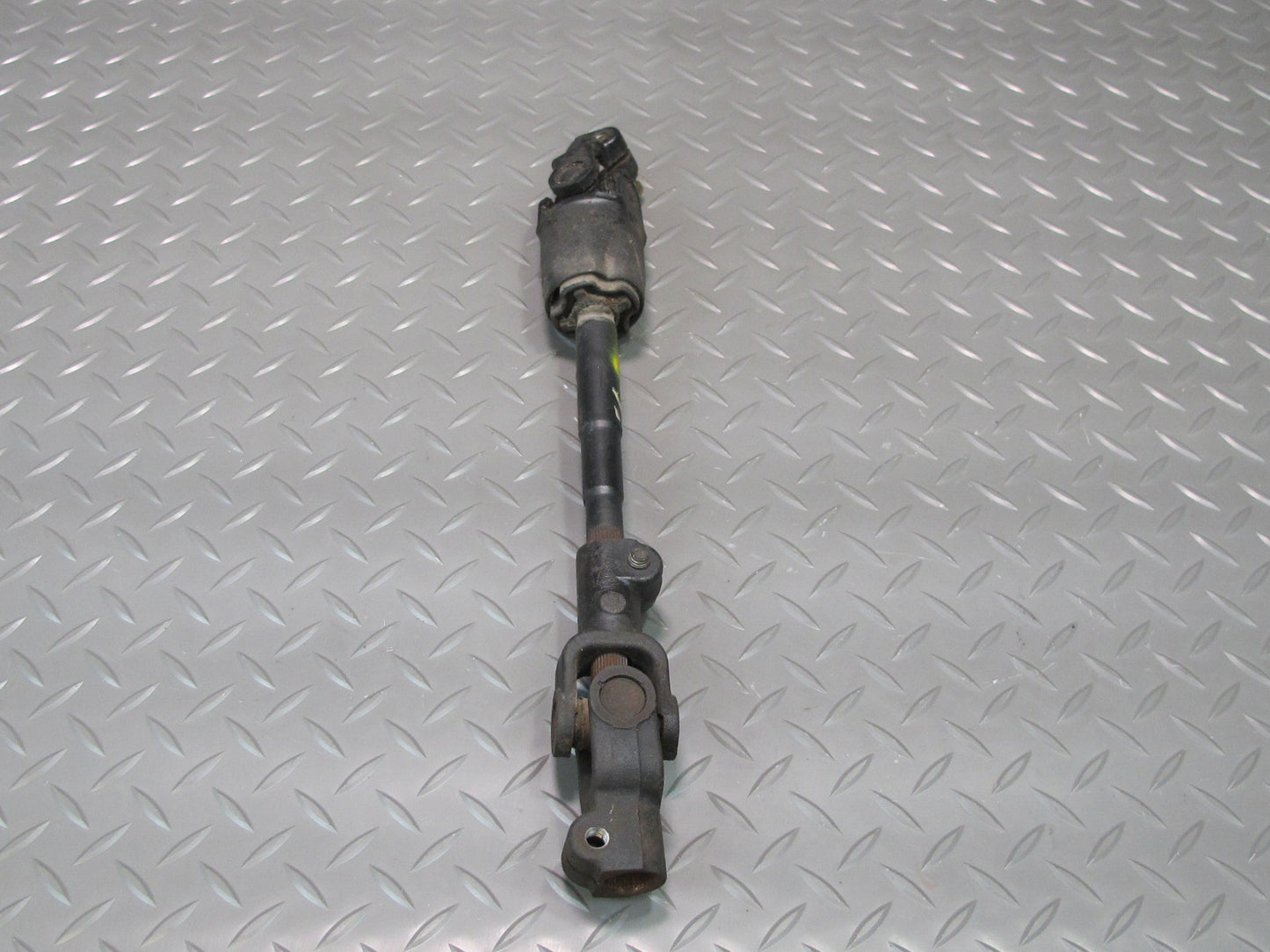 96-98 Toyota MARK2 JZX100 Tourer S Steering Column U Joint Linkage Shaft OEM
