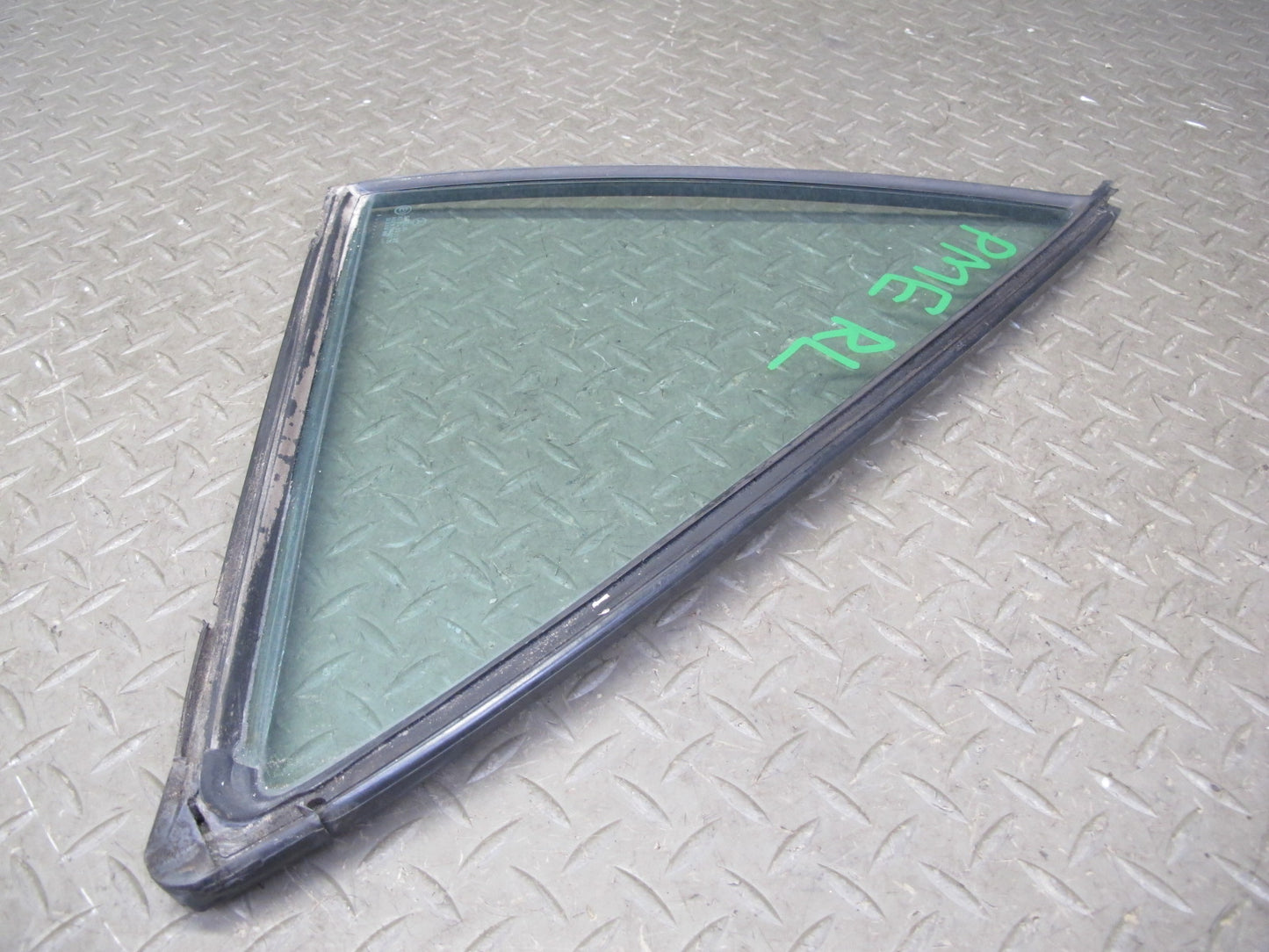 93-95 Mercedes W124 300D Sedan Rear Left Door Quarter Glass Window OEM