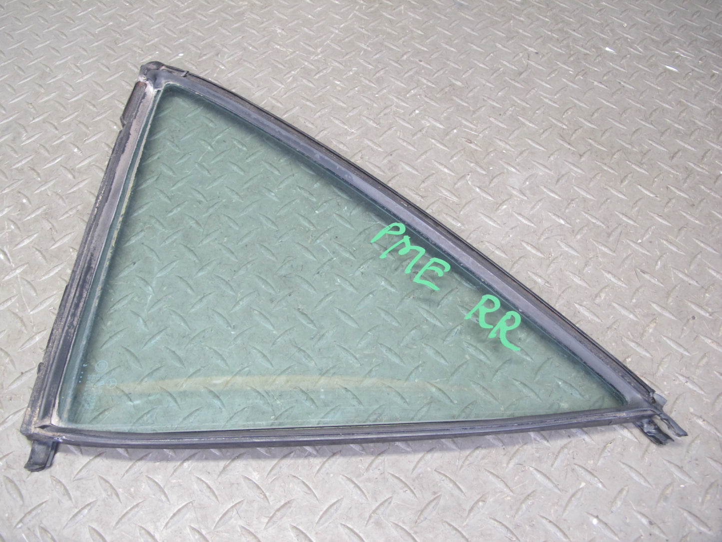 93-95 Mercedes W124 300D Sedan Rear Right Door Quarter Glass Window OEM