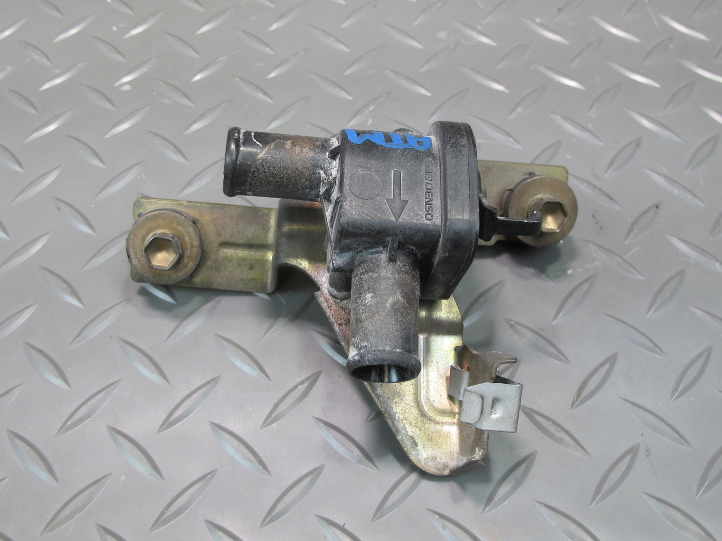 96-98 Toyota MARK2 JZX100 1JZGE Heater Control Water Valve Pump OEM