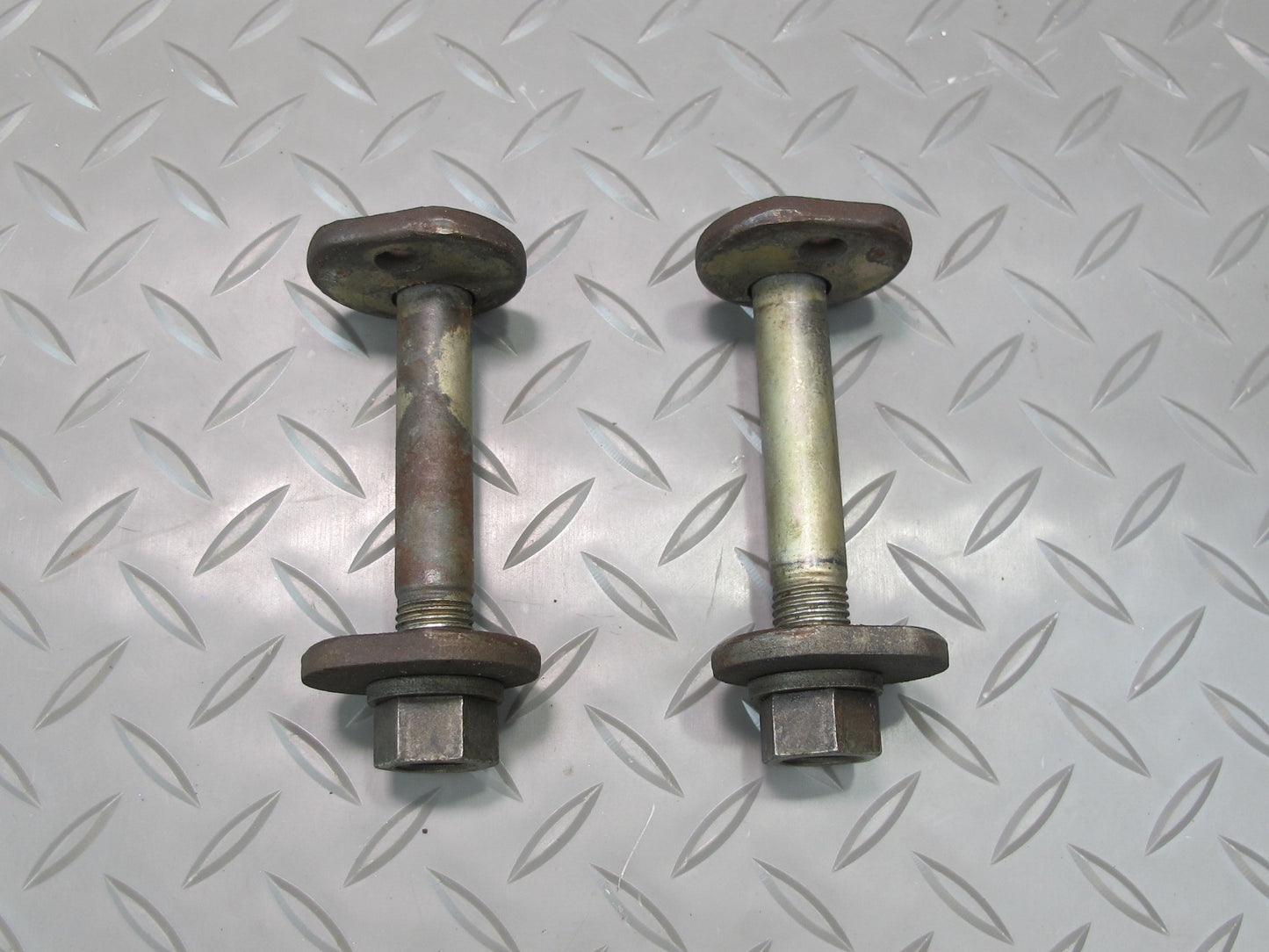 96-00 Toyota MARK2 JZX100 Set of 2 Front Suspension Eccentric Adjust Bolt OEM