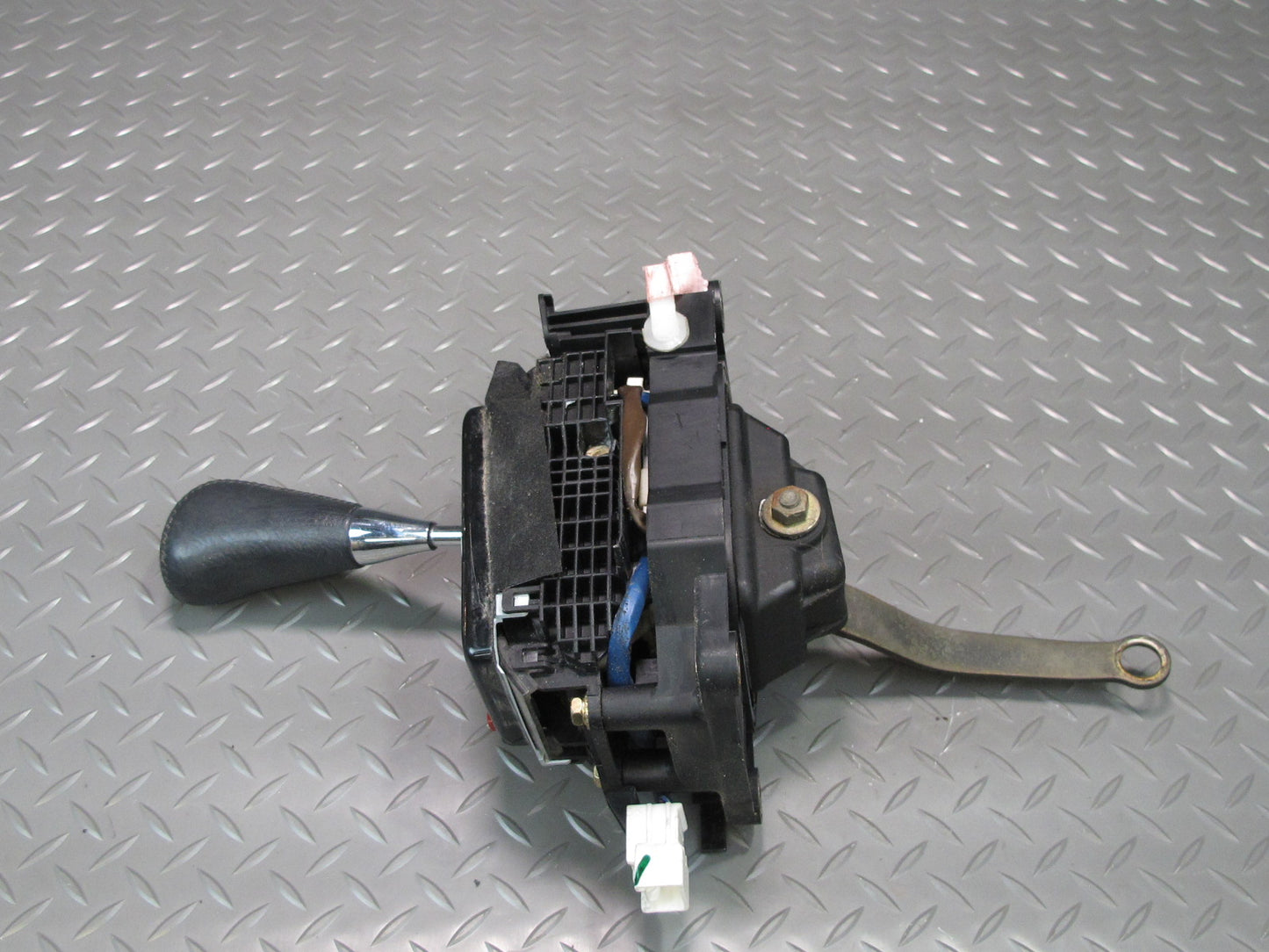 96-98 Toyota MARK2 JZX100 Tourer A340E A/T Automatic Transmission Shifter OEM