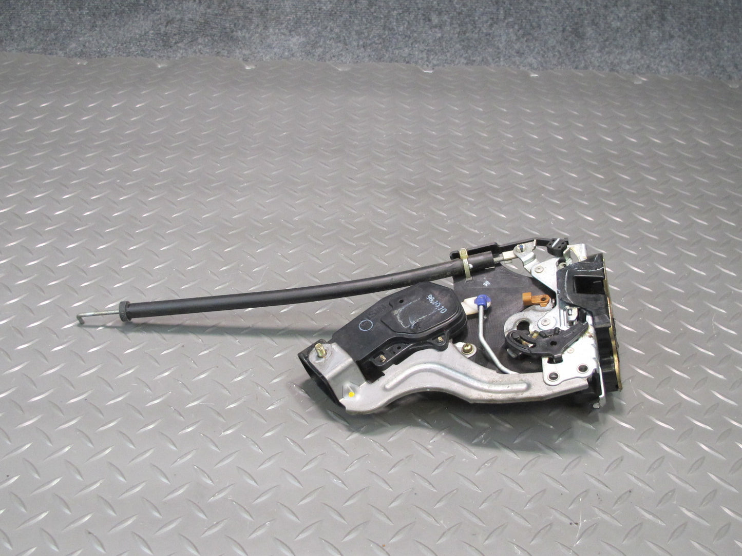 96-00 Toyota MARK2 JZX100 Tourer Rear Right Door Lock Latch Actuator OEM