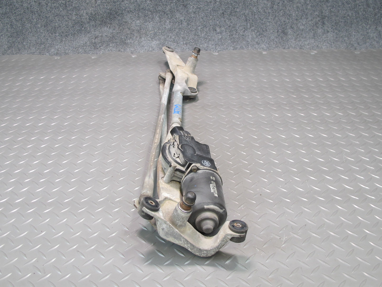 96-00 Toyota MARK2 JZX100 Windshield Wiper Transmission Linkage w Motor OEM