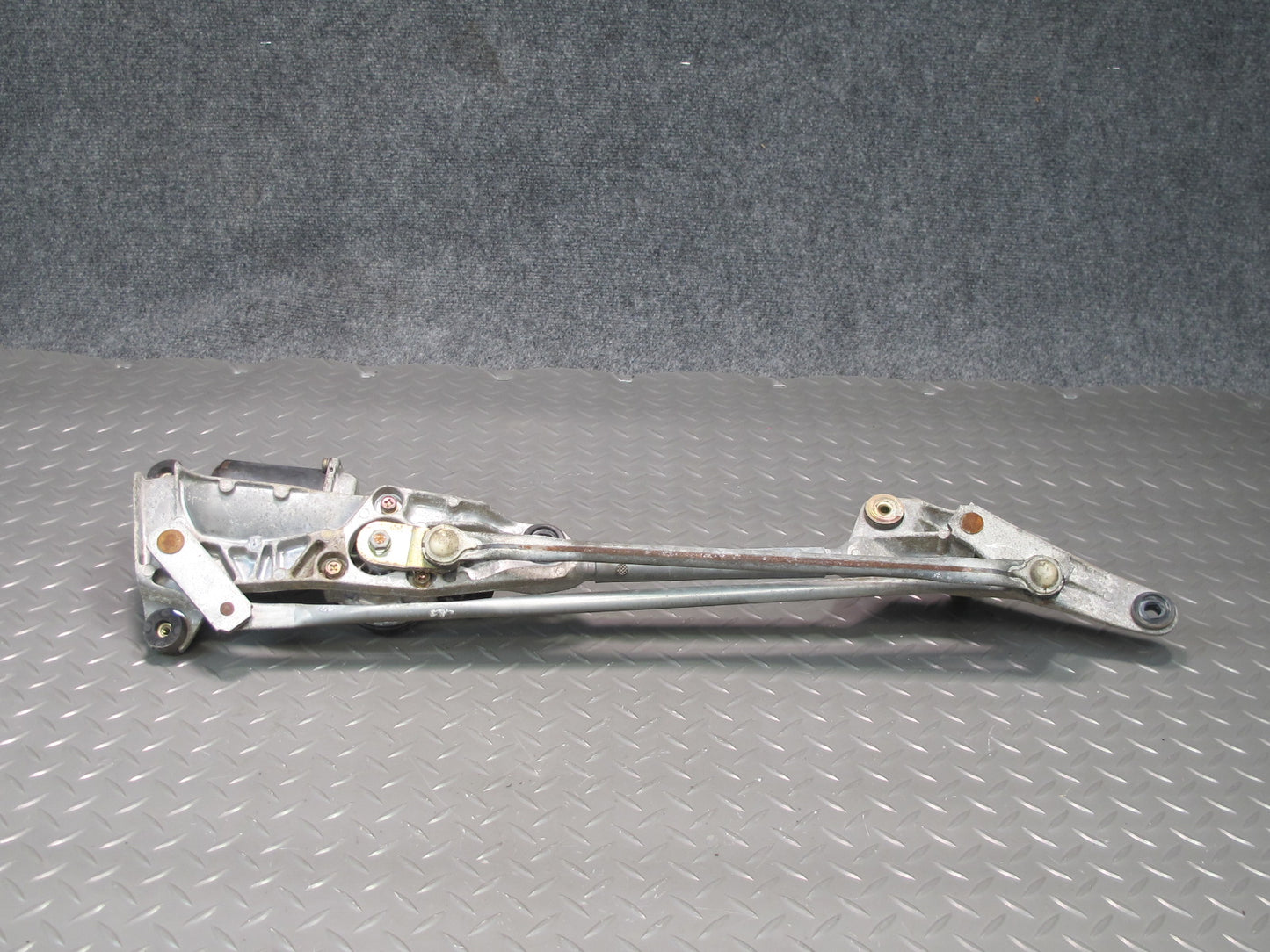 96-00 Toyota MARK2 JZX100 Windshield Wiper Transmission Linkage w Motor OEM