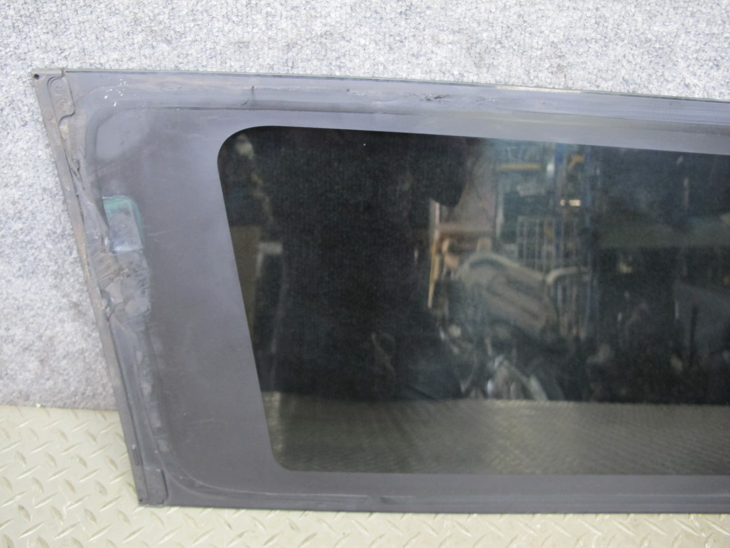 2003-2007 Hummer H2 Rear Right Passenger Side Quarter Glass Window