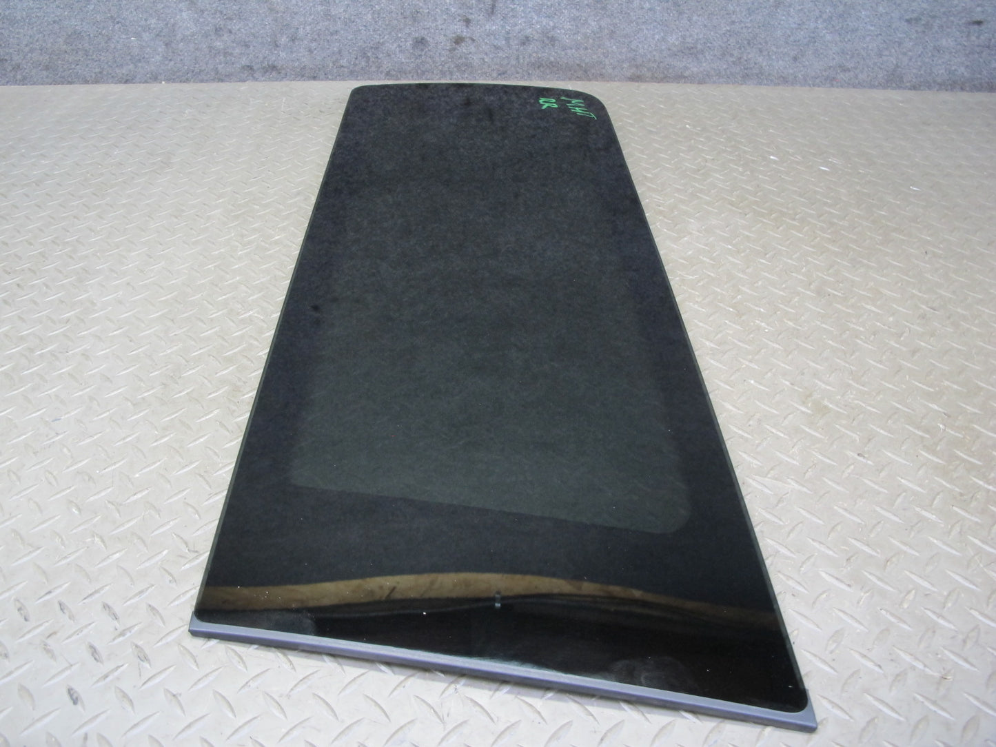 2003-2007 Hummer H2 Rear Right Passenger Side Quarter Glass Window