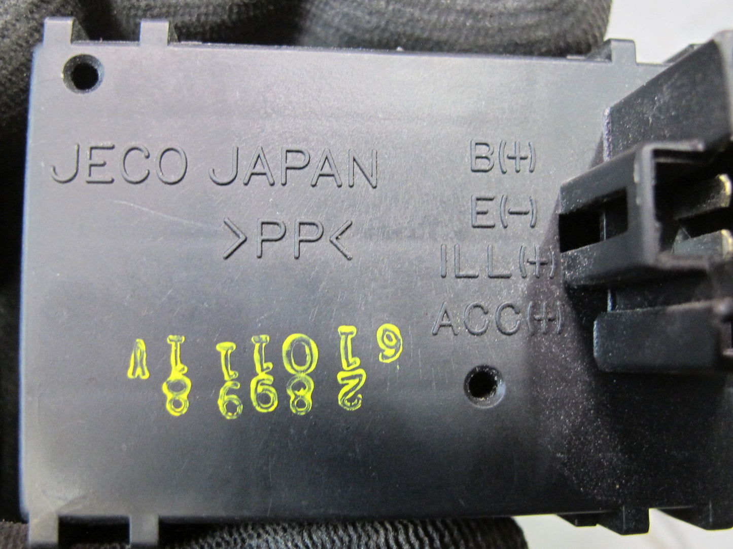 96-98 Toyota MARK2 JZX100 Dash Digital Clock Unit OEM