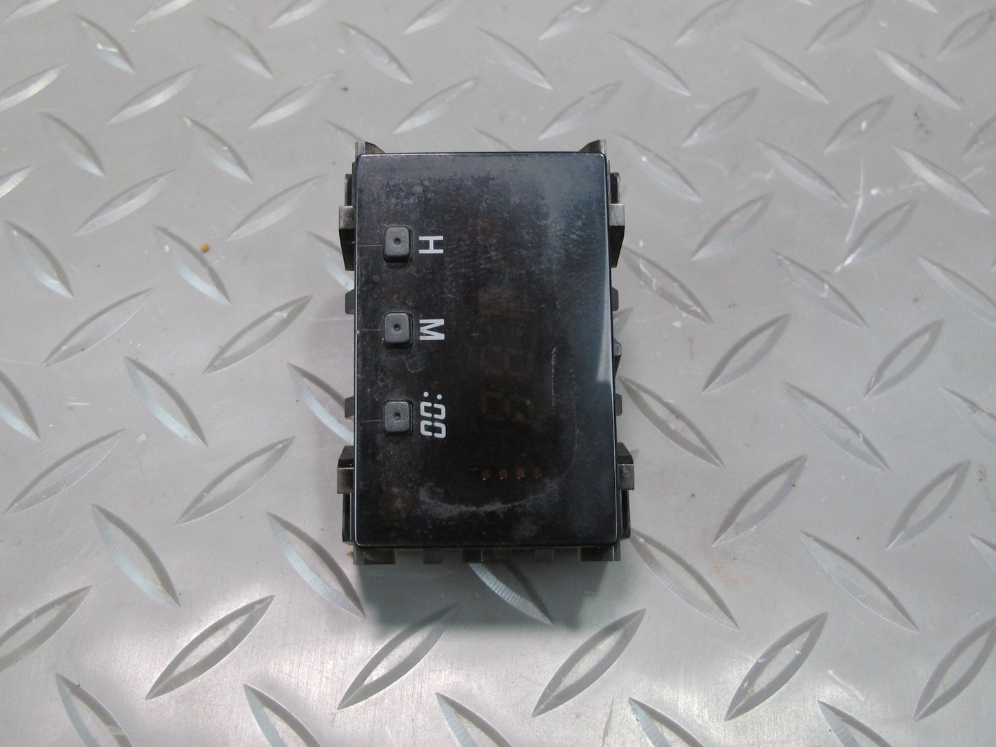 96-98 Toyota MARK2 JZX100 Dash Digital Clock Unit OEM