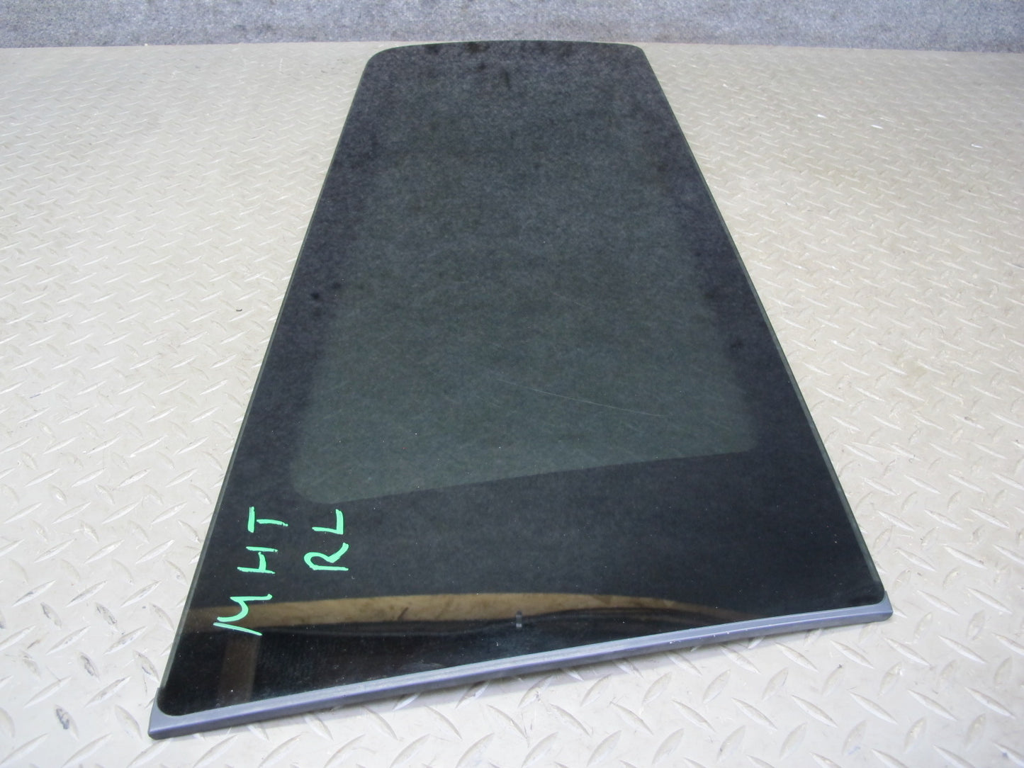 2003-2007 Hummer H2 Rear Left Driver Side Quarter Glass Window