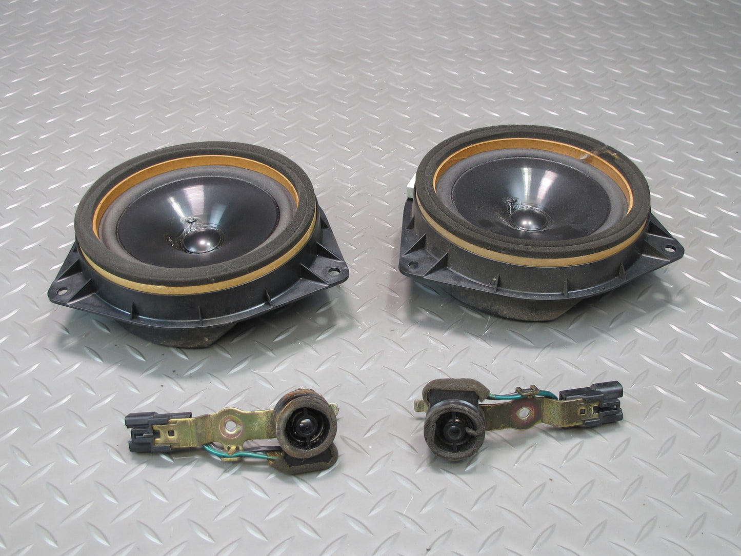 96-98 Toyota MARK2 JZX100 Tourer Set of 4 Front Door Tweeter Speaker OEM