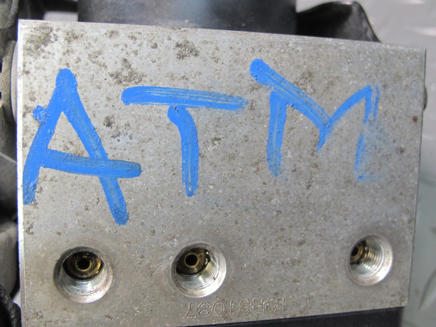 1996 Toyota MARK2 JZX100 Anti Lock Brake ABS Pump Module 44510-24060 OEM