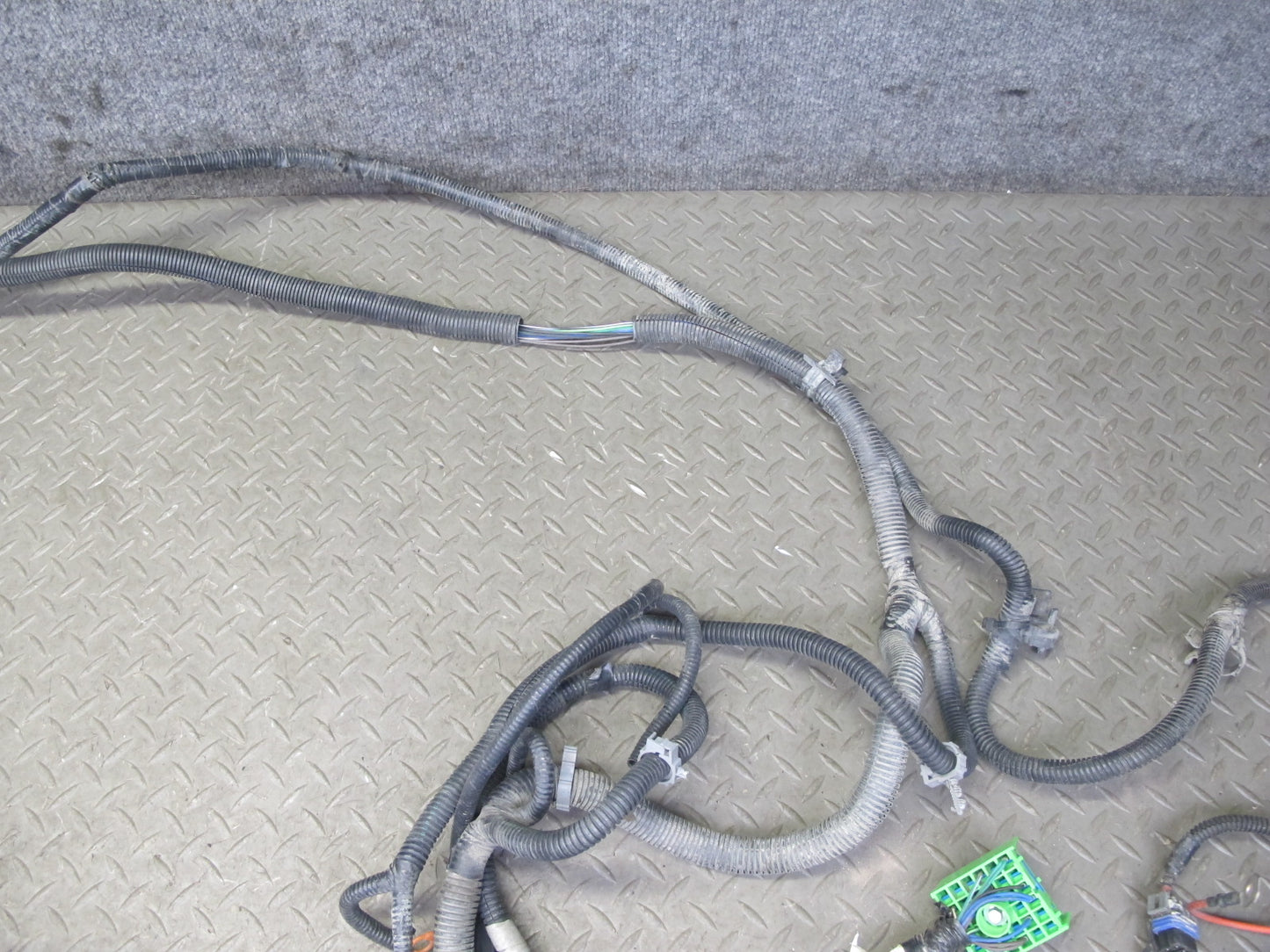 2006-2007 Hummer H2 6.0L Engine Bay Wire Wiring Harness