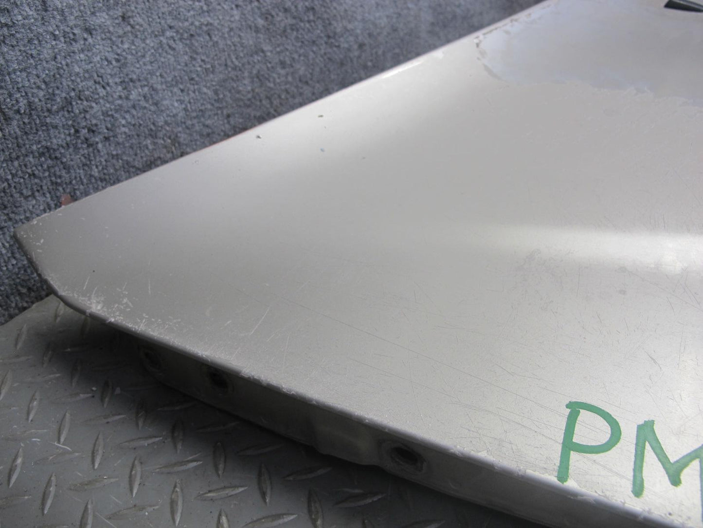 94-95 Mercedes W124 300D Sedan Hood Bonnet Shell Cover Panel Silver w Emblem OEM