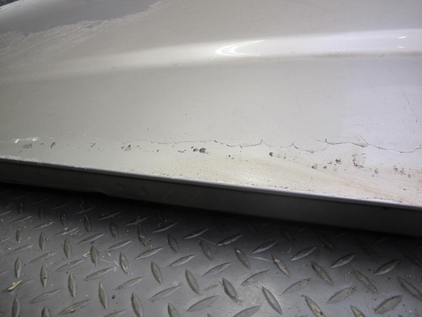 94-95 Mercedes W124 300D Sedan Hood Bonnet Shell Cover Panel Silver w Emblem OEM