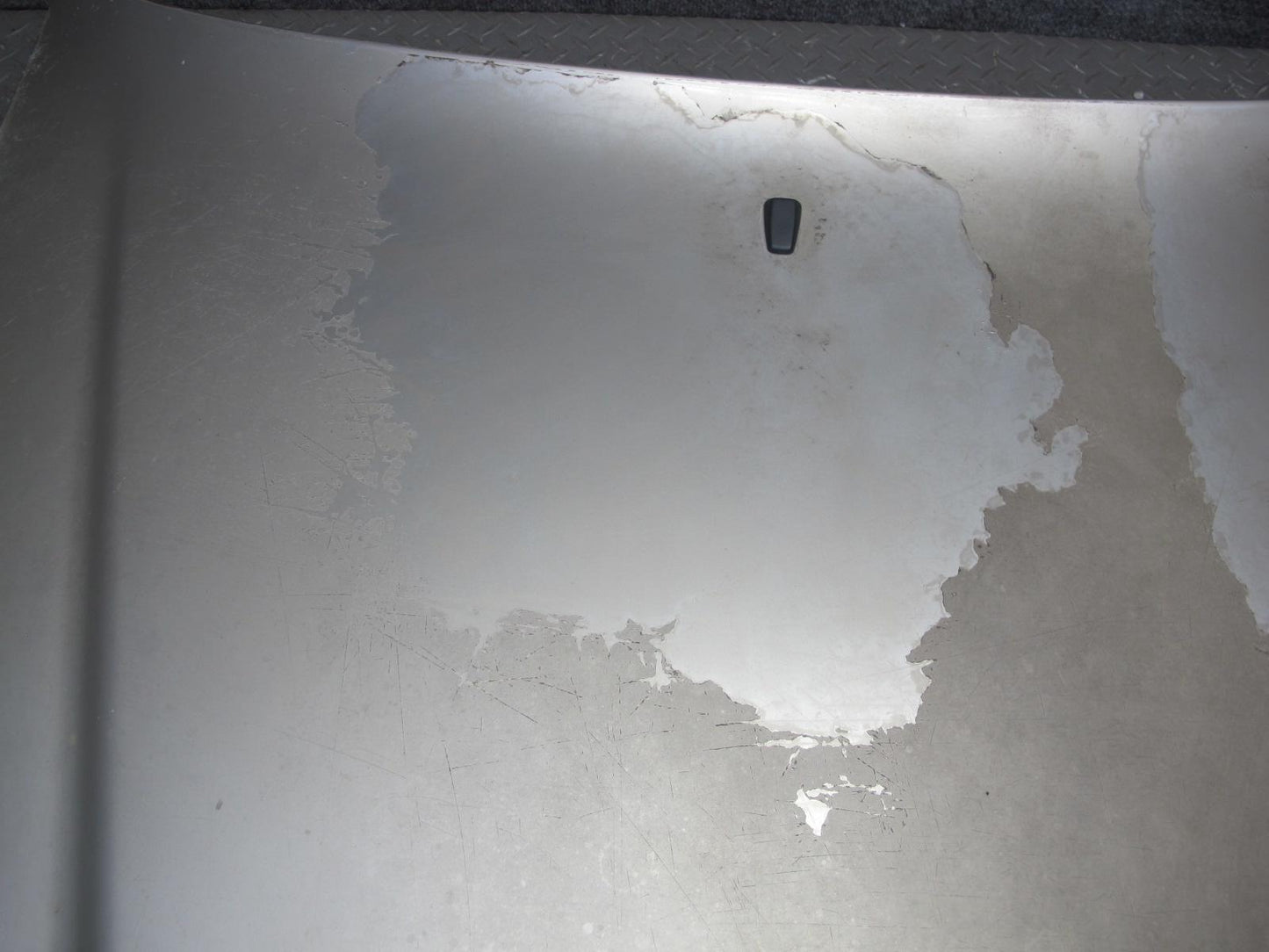 94-95 Mercedes W124 300D Sedan Hood Bonnet Shell Cover Panel Silver w Emblem OEM