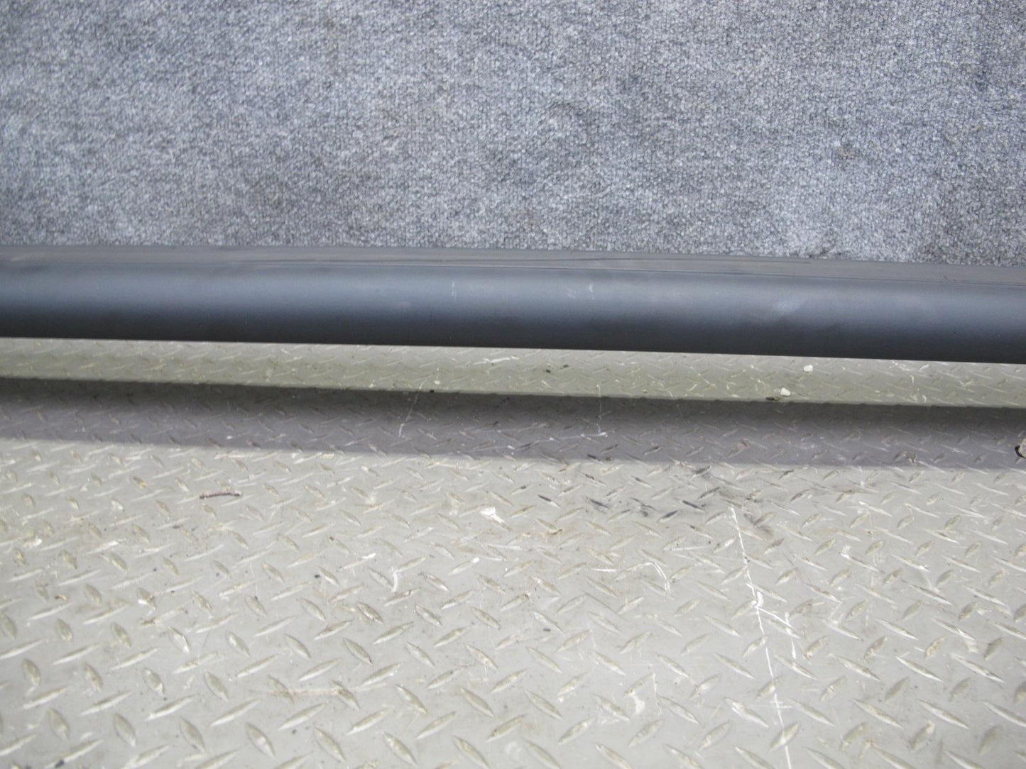 2008-2009 Hummer H2 Cargo Luggage Roof Rack Rail