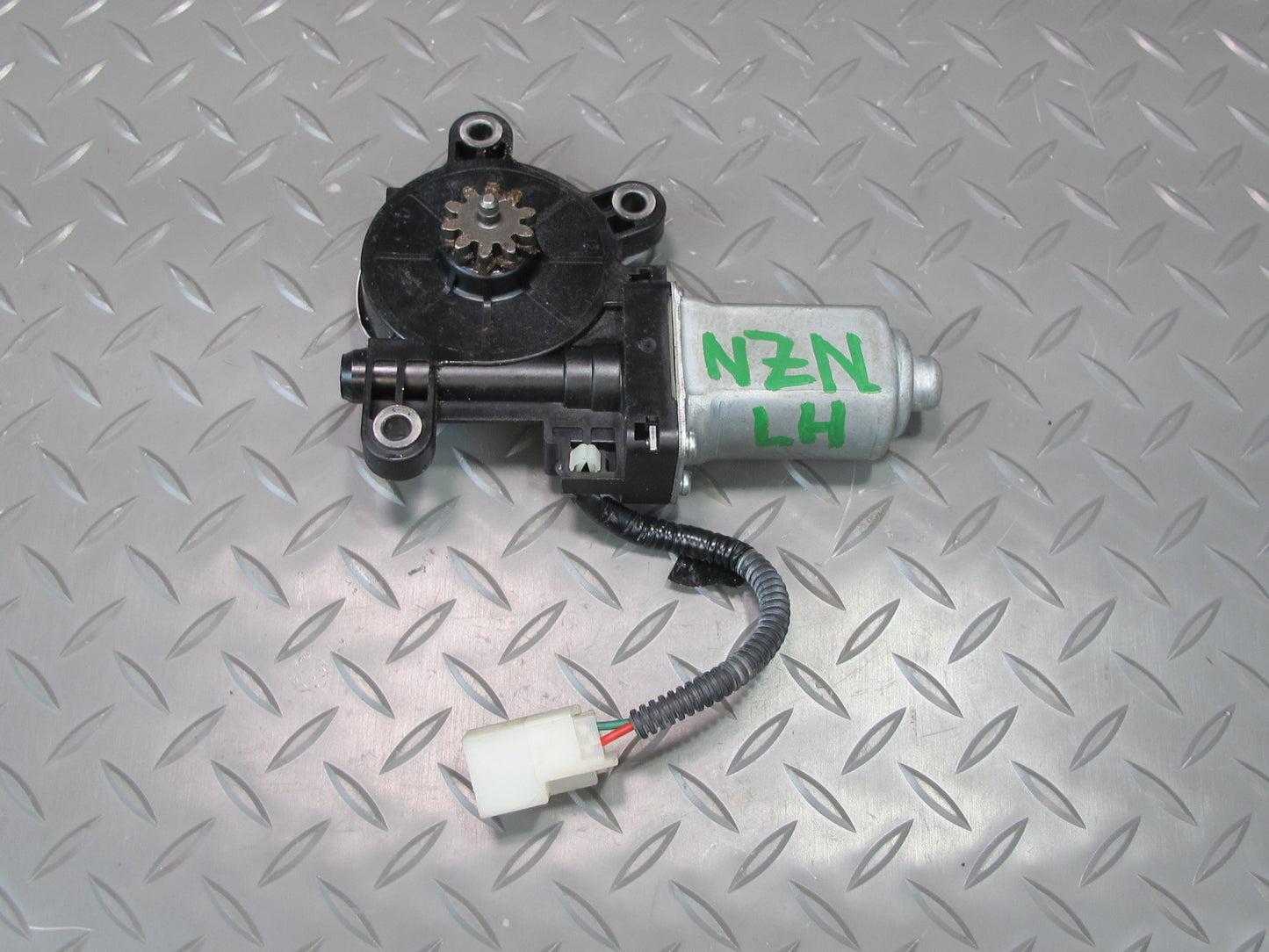 09-20 Nissan Z34 370Z Left Driver Seat Motor Set OEM