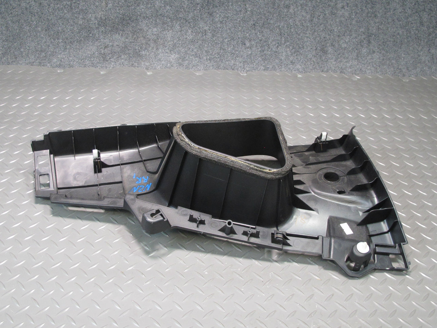 09-20 Nissan Z34 370Z Coupe Rear Right & Left C Pillar Upper Trim Cover Set OEM