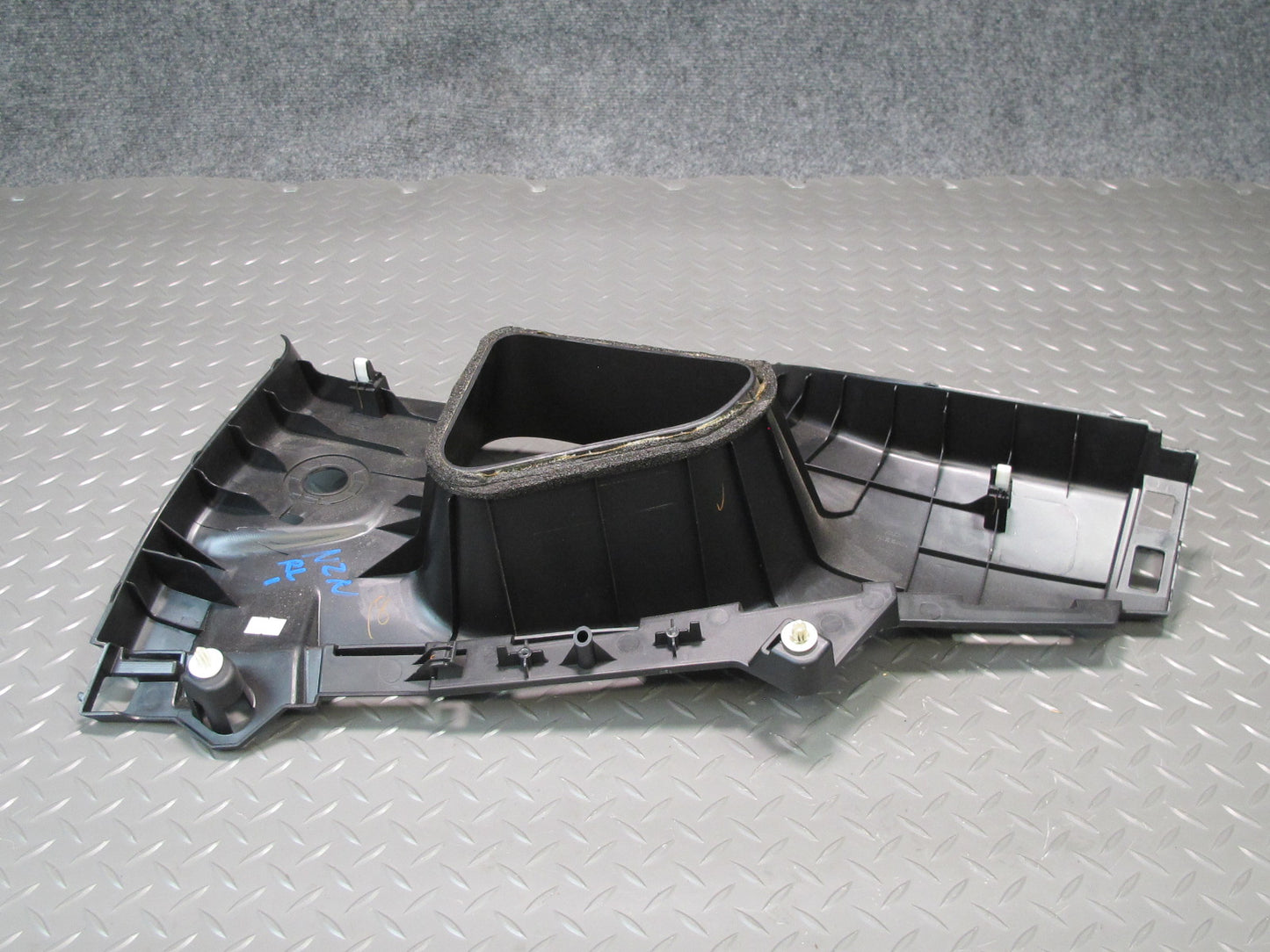 09-20 Nissan Z34 370Z Coupe Rear Right & Left C Pillar Upper Trim Cover Set OEM