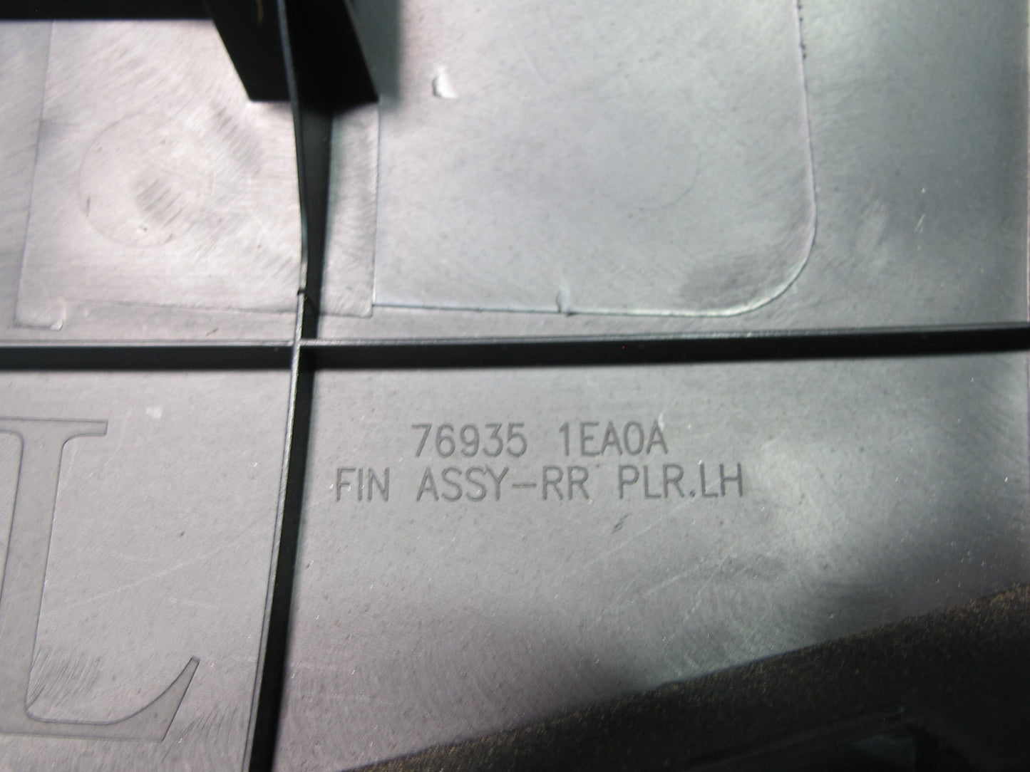 09-20 Nissan Z34 370Z Coupe Rear Right & Left C Pillar Upper Trim Cover Set OEM